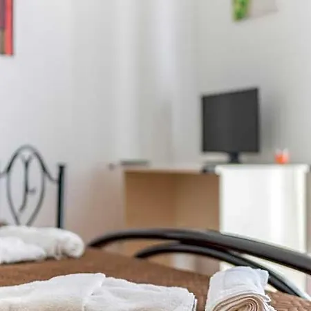 Bed and Breakfast Afrodite 3*